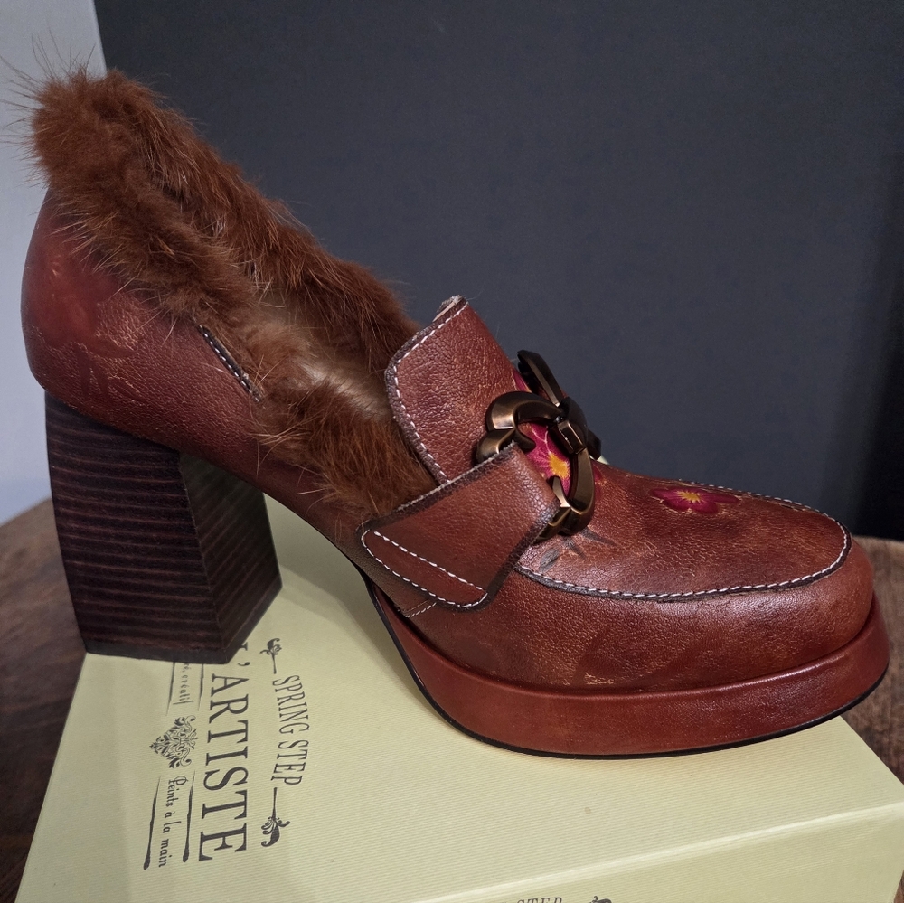 NIB Spring Step Tancy Faux Fur Trimmed Loafer Size 8.5